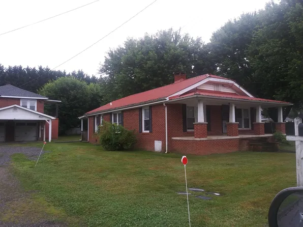 149 Morgan St, Waynesville, NC 28786
