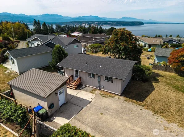 200 N Rhododendron Drive, Port Townsend, WA 98368