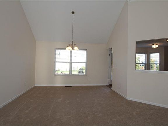 4th image of 6548 Westminster Ct