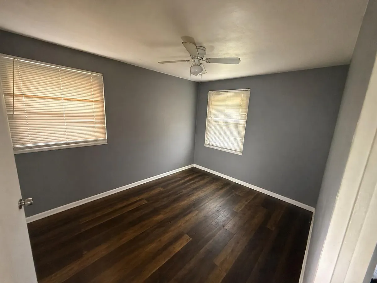 Unit Photo - 3454 Rhode Island St