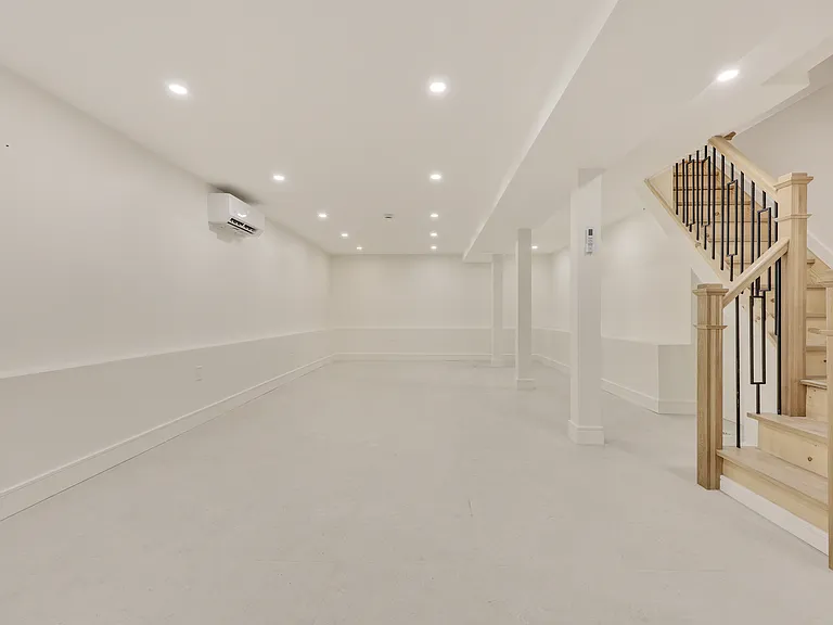 1107 Jefferson Ave #2 — Photo 26