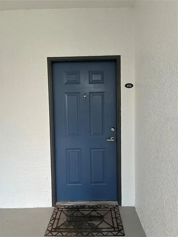 1 bed, 1.0 bath, 715 sqft, $1,500 — Photo 2