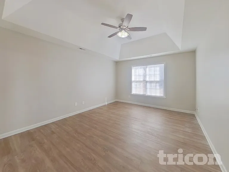 3424 Ann Franklin Ct — Photo 6