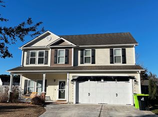 809 Fort Sumter Way, Swansboro, NC 28584