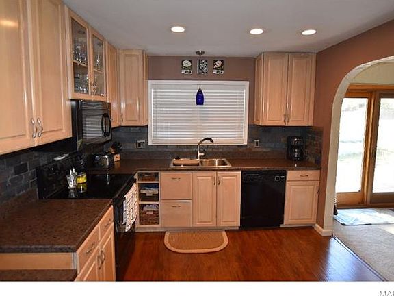 4th image of 9716 Jackie Ln