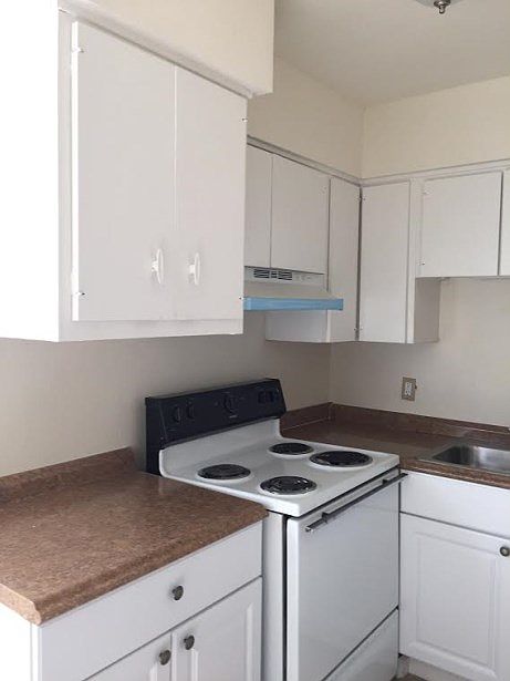 2nd image of 980 62nd Ave S APT B6
