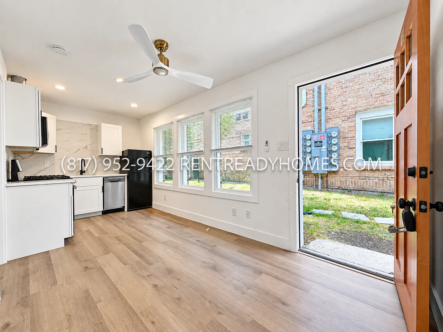 104 S. Windomere Ave. — Photo 2