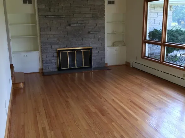 8539 39th Ave, Kenosha, WI 53142