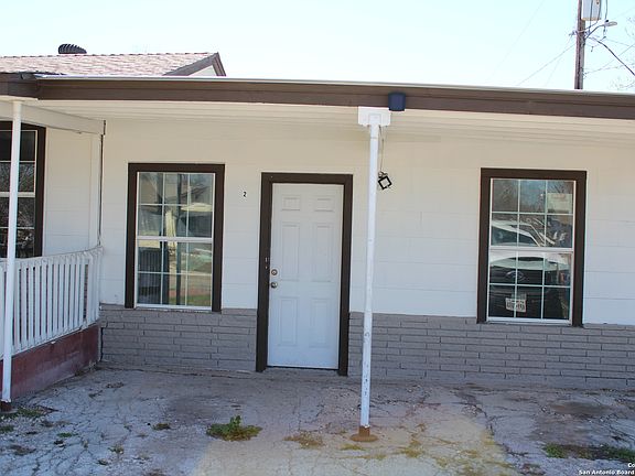 2nd image of 426 Kendalia Ave