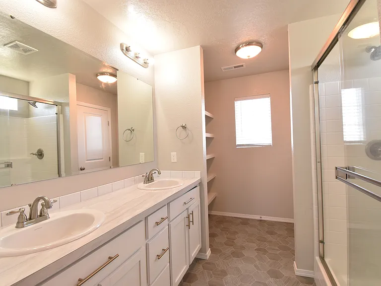 6825 S Allegiance Ave — Photo 25