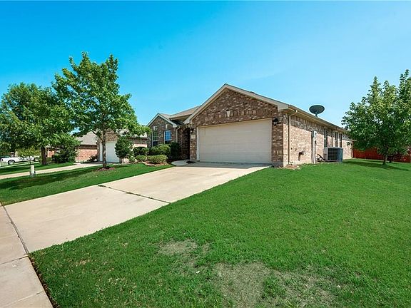 4th image of 520 Creekside Dr