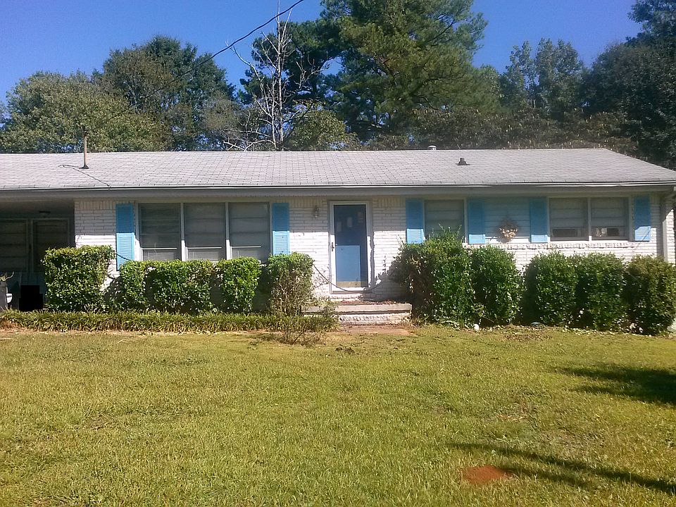 Exterior Front, White Brick!