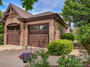 2007 N President St, Wheaton, IL 60187