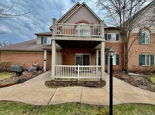 314 Marigold Cir, Westland, MI