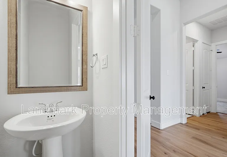 1814 Buckeye Ln — Photo 14