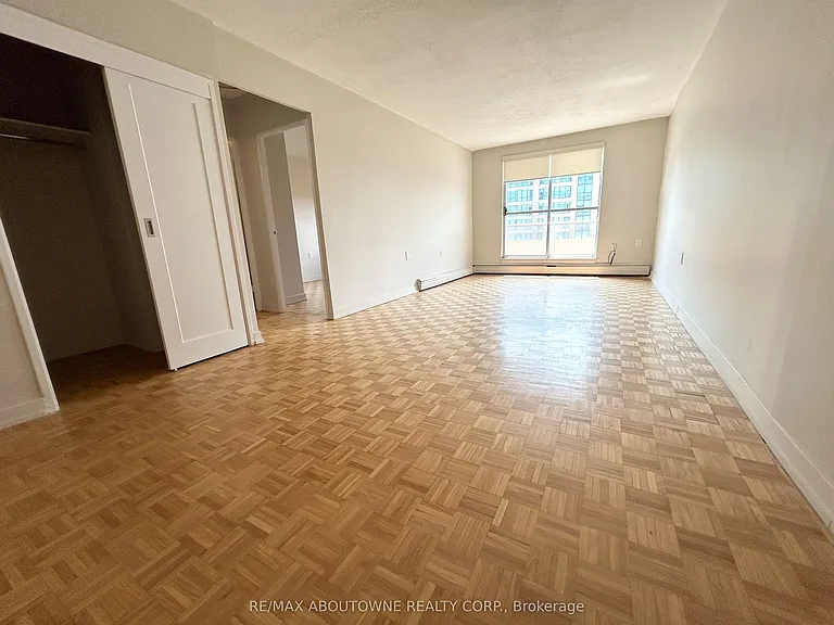 101 Millside Dr #1008 — Photo 10