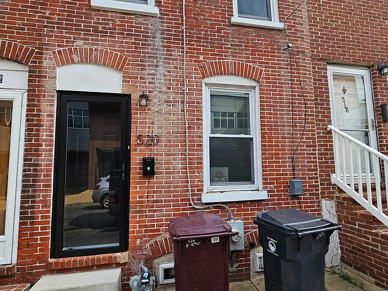 520 E 12th St — Photo 1