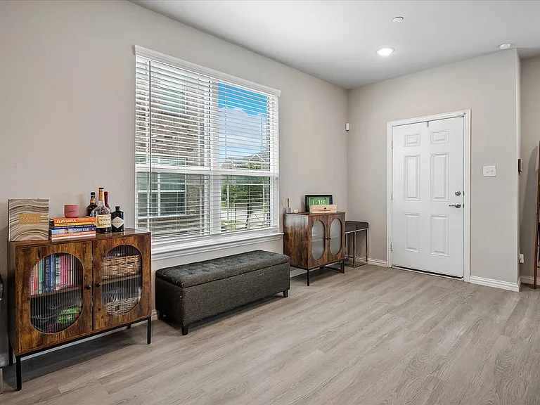 2829 Bellflower Dr — Photo 17