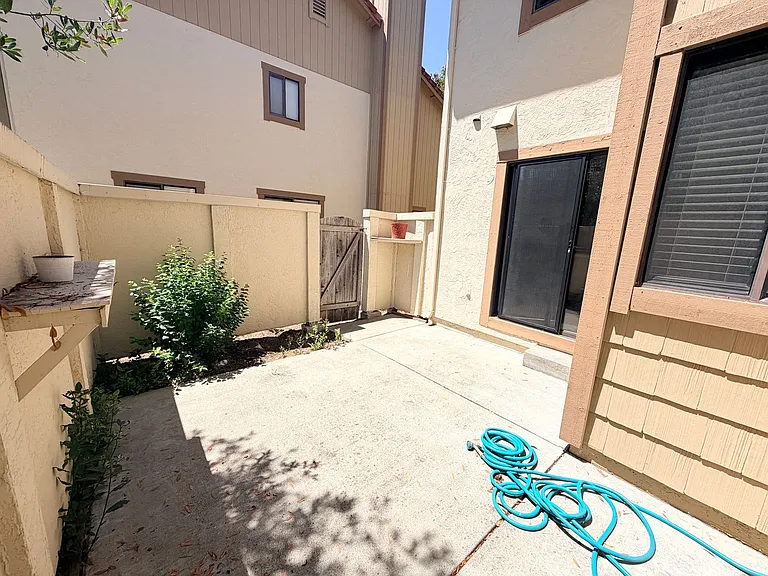468 Park Place Dr — Photo 23
