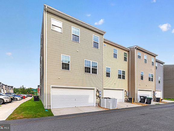 5th image of 2817 Wheatland Station Way