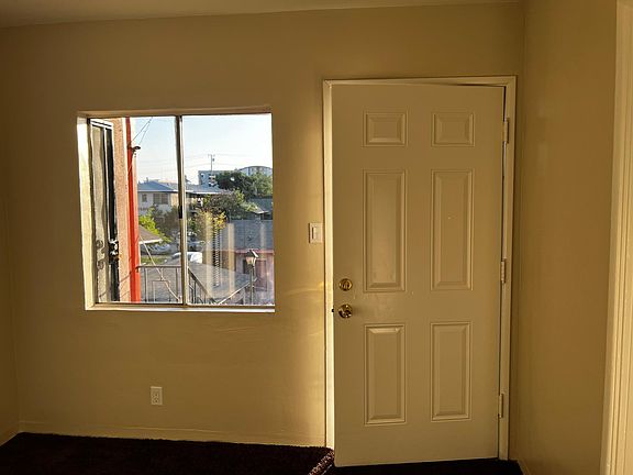 4th image of 6438 Stafford Ave #B