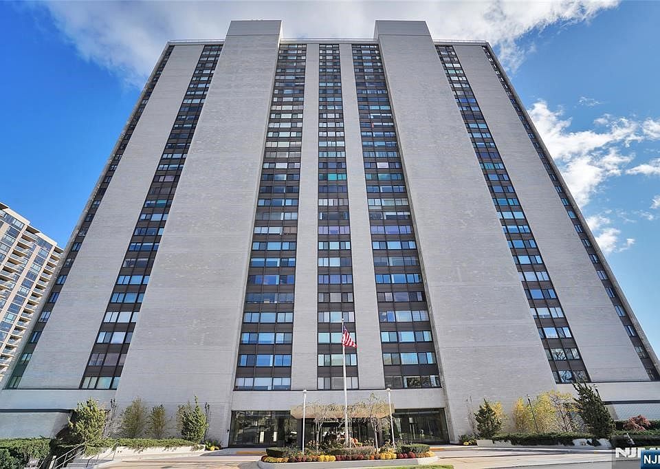 1st image of 1500 Palisade Ave APT 5C