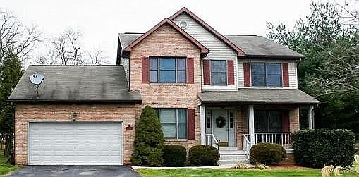 1st image of 19201 Foxleigh Ct