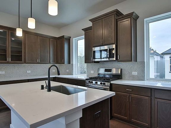 2298 - Kitchen
