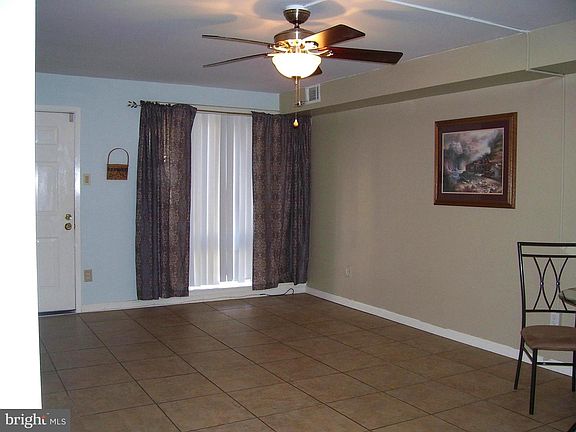 3rd image of 100 E Glenolden Ave APT T14