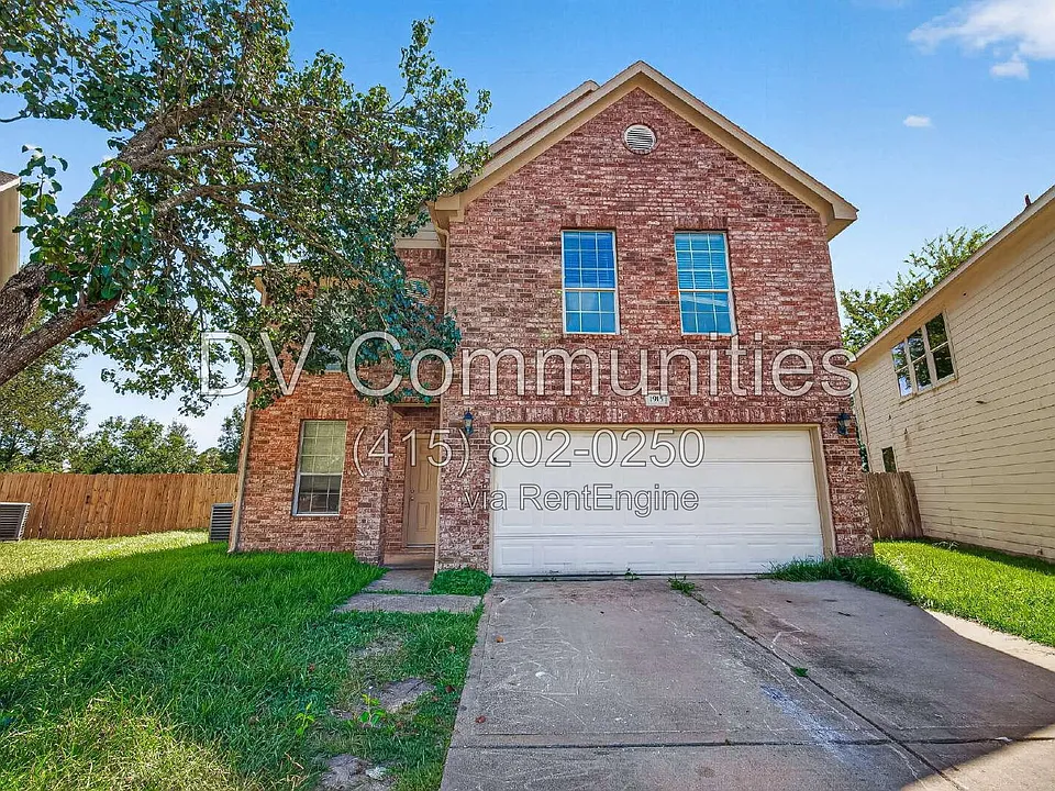 1915 Wood Shadows Dr