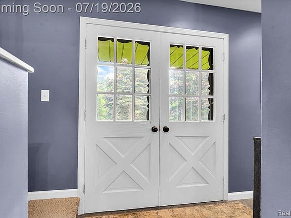 5th image of 2700 Hickory Ln