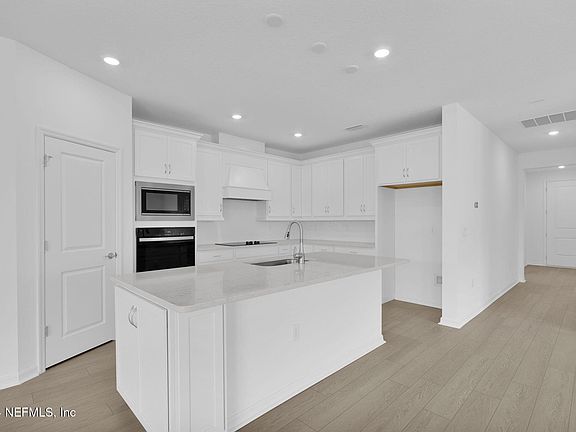 5th image of 3247 WILLOWLEAF Lane