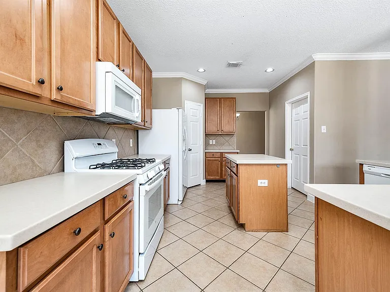 952 Crannog Way — Photo 8