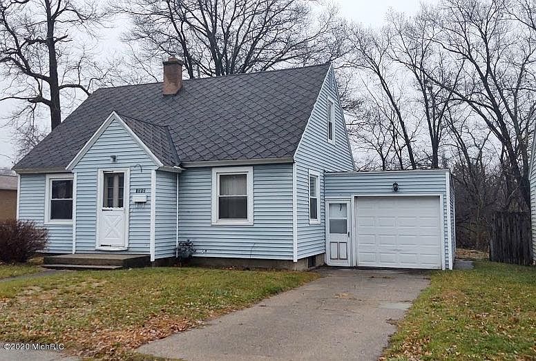 1st image of 3312 Hoyt St