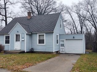 3312 Hoyt St, Muskegon Heights, MI 49444