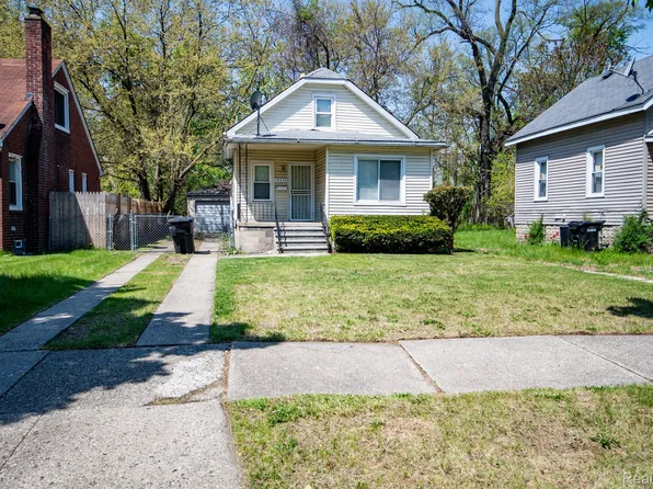 16235 Robson St, Detroit, MI 48235