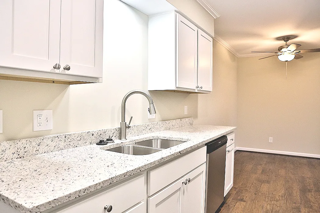 Cambria Heights Apartments and Townhomes — Photo 4