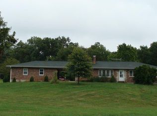 2000 Hugenberg Ln, Fowler, IL 62338