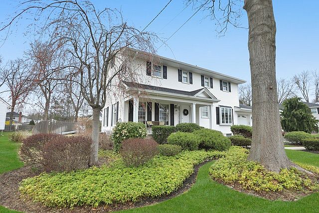 1st image of 341 Webster Dr
