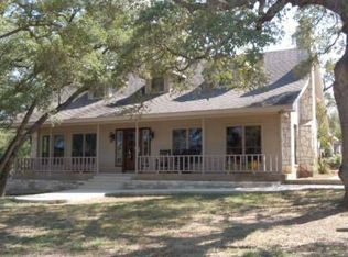 1820 Greystone Dr, New Braunfels, TX 78132