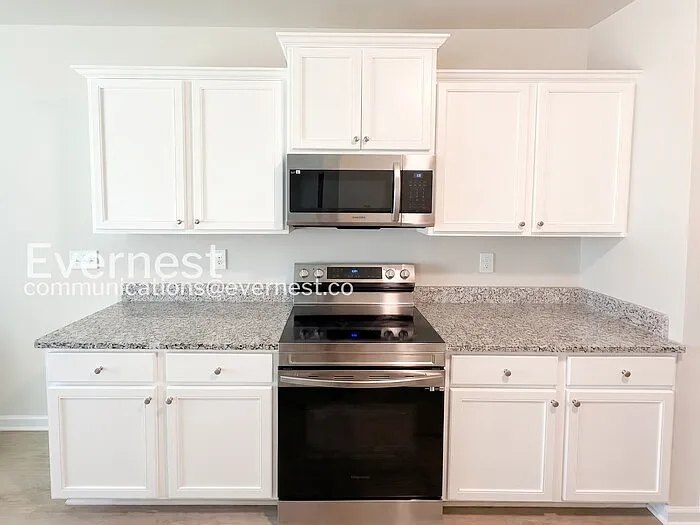 1538 Persimmon Trce — Photo 2