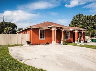 4310 Gulfstream Dr APT B, Naples, FL 34112