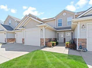 21028 Millridge St, Spring Hill, KS 66083