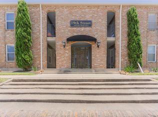 600 19th St APT 16, Galveston, TX 77550