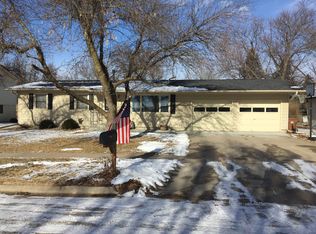 230 Shannon Rd, Seward, NE 68434