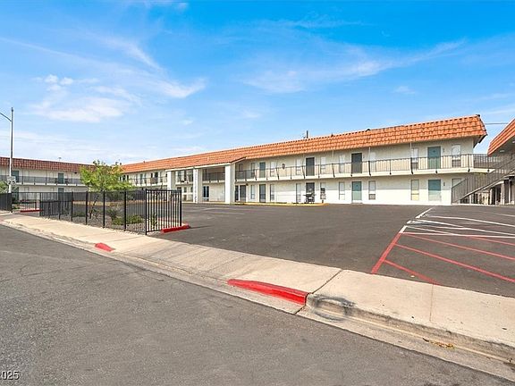 2nd image of 305 Orland St #38