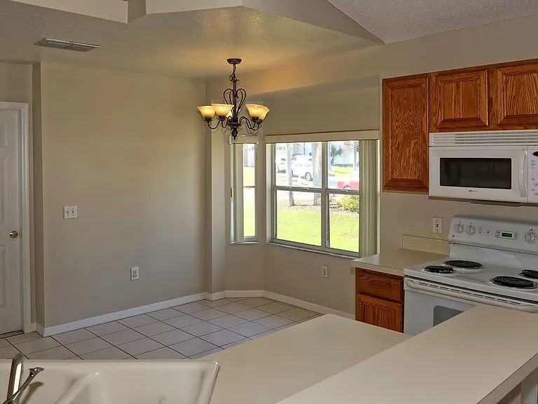 132 Azalea Dr — Photo 12