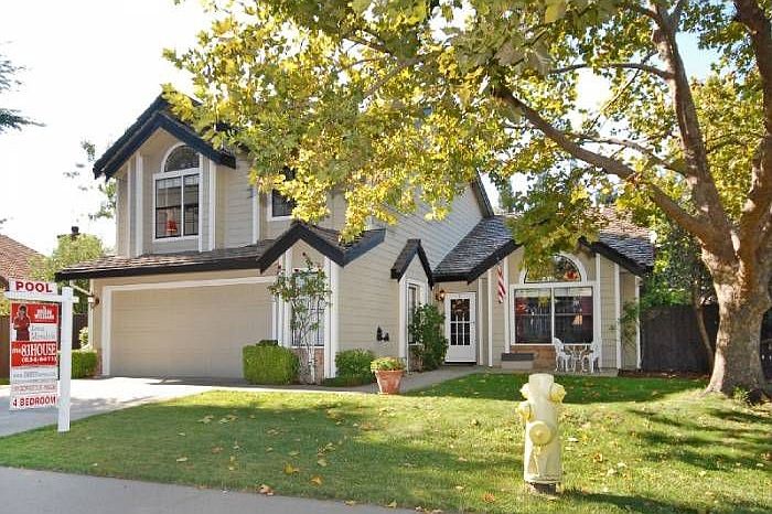 HOUSE FRONT
