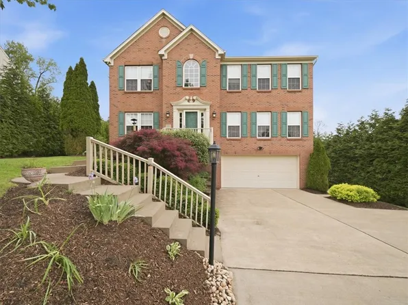 217 Field Club Cir, Mc Kees Rocks, PA 15136