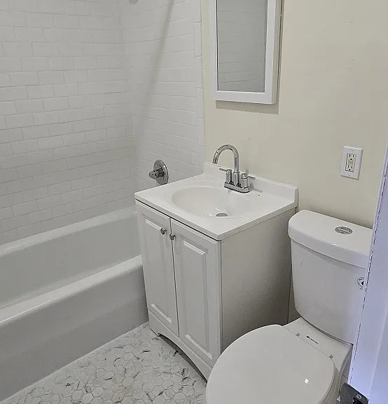 23 Daniele Ln #25 — Photo 12